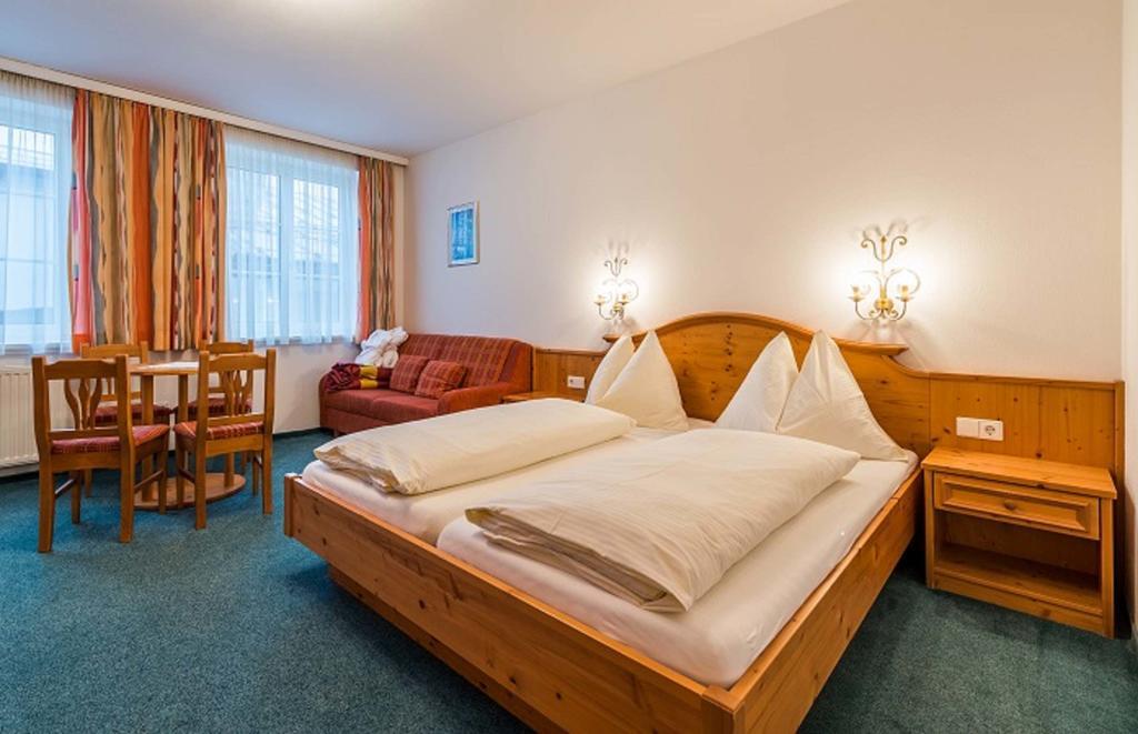 Posthotel Hotel 3*